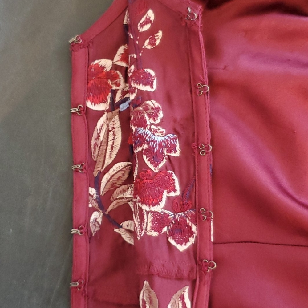 Free People Burgundy Embroidered Blouse NWT - Picture 5 of 7